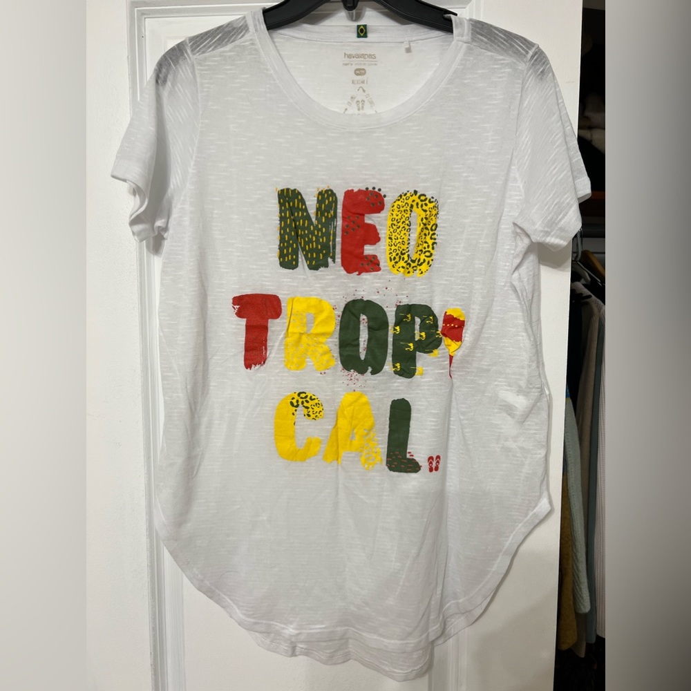 Havaianas tee shirt NWOT